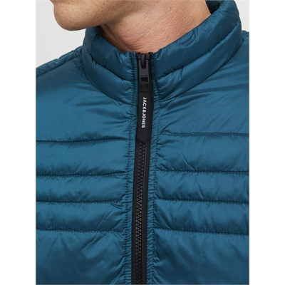 JACK&JONES_FallWinter2022_4357543_12211788_6