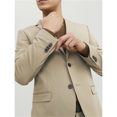 JACK&JONES_NOOS2021_4214737_12181339_6