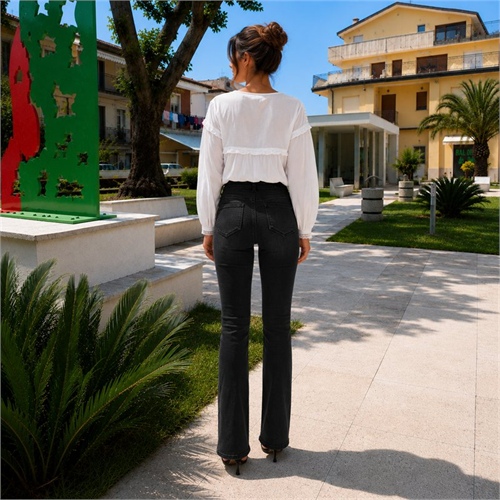 jeans-donna-flared-vita-alta-nero-lavato-comfort-stretch
