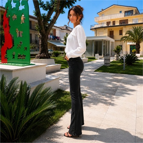 jeans-donna-flared-vita-alta-nero-lavato-comfort-stretch