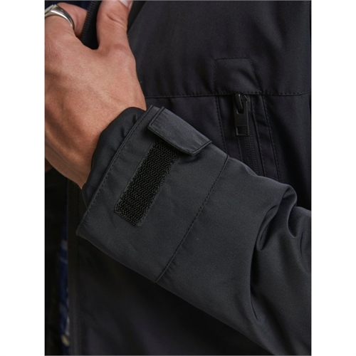 12175547 giubbino uomo invernale con cappuccio jack jones 12175547 giubbino uomo invernale con cappuccio jack jones