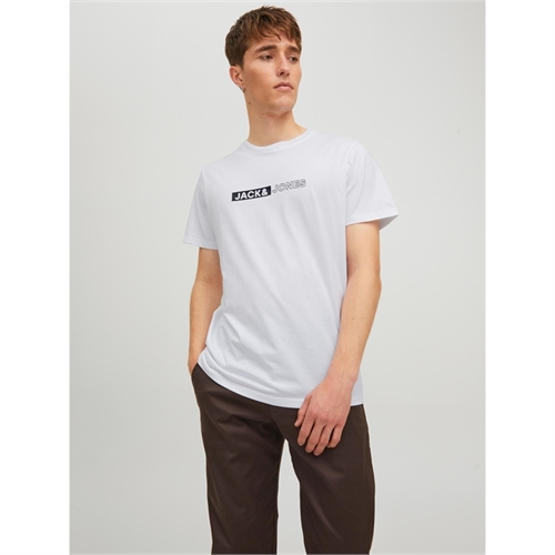 JACK&JONES_SpringSummer2023_4094929_12221946_3